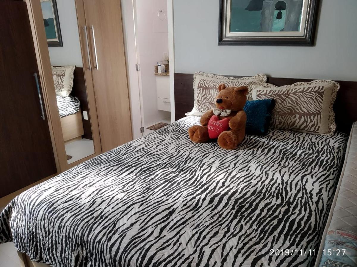 Beachfront Luxury Apartment: Do Morro Entertainment Haven