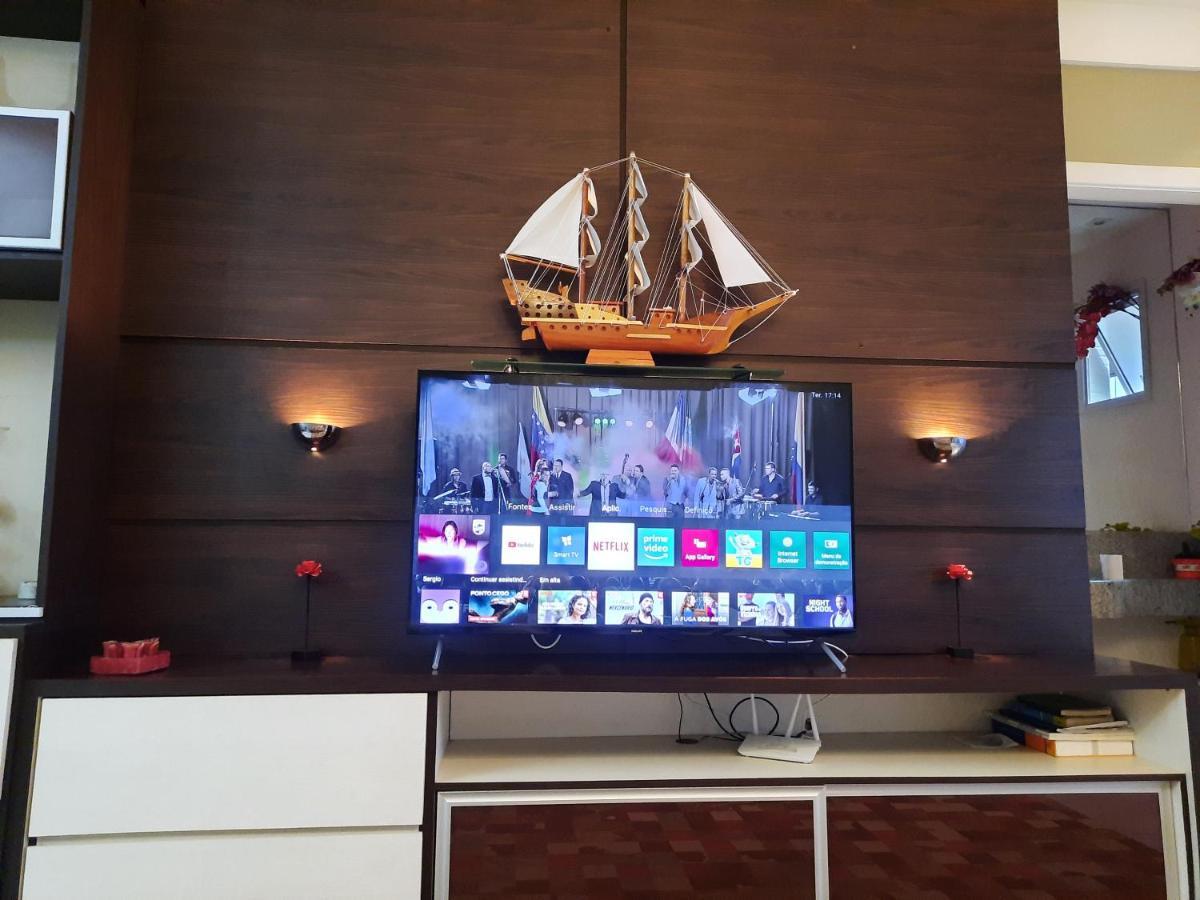 Beachfront Luxury Apartment: Do Morro Entertainment Haven